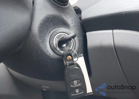 2015 Hyundai Accent Sport из США, поврежденный, VIN KMHCU5AE4FU200692